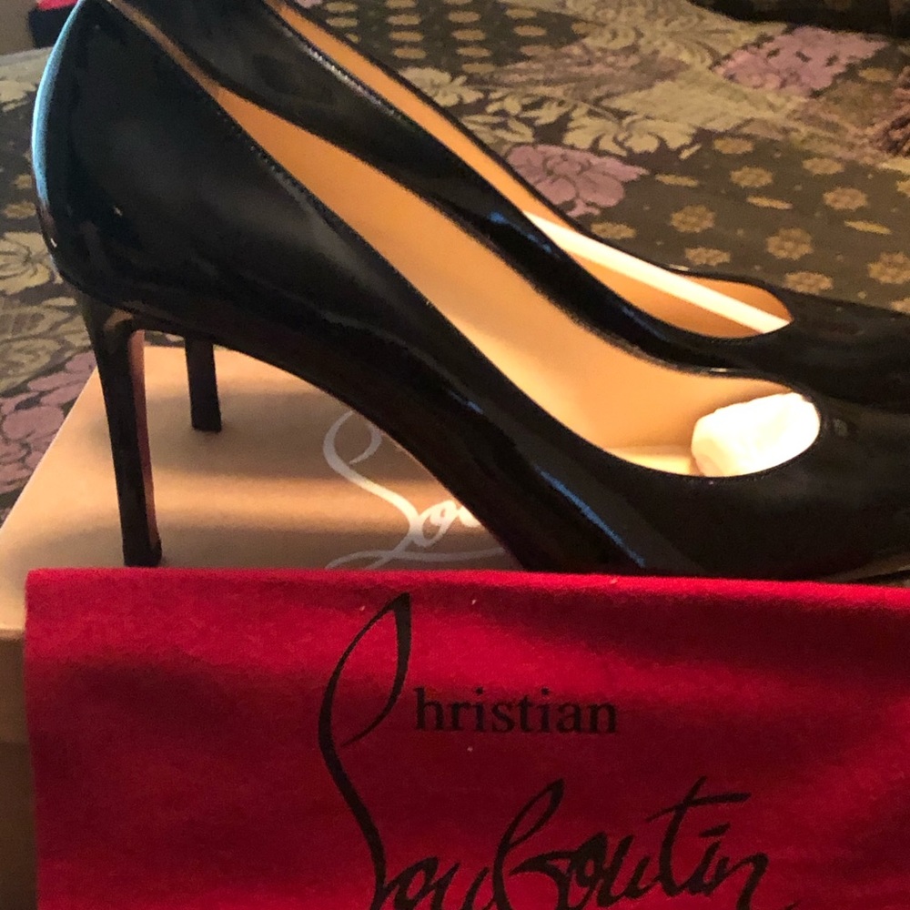 NWT Red Bottom Louboutin